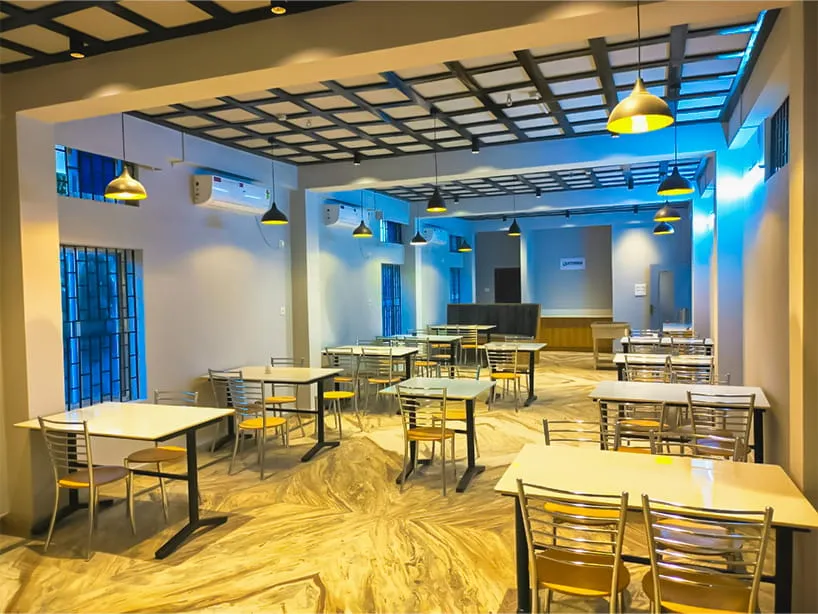 rehab dining hall seating